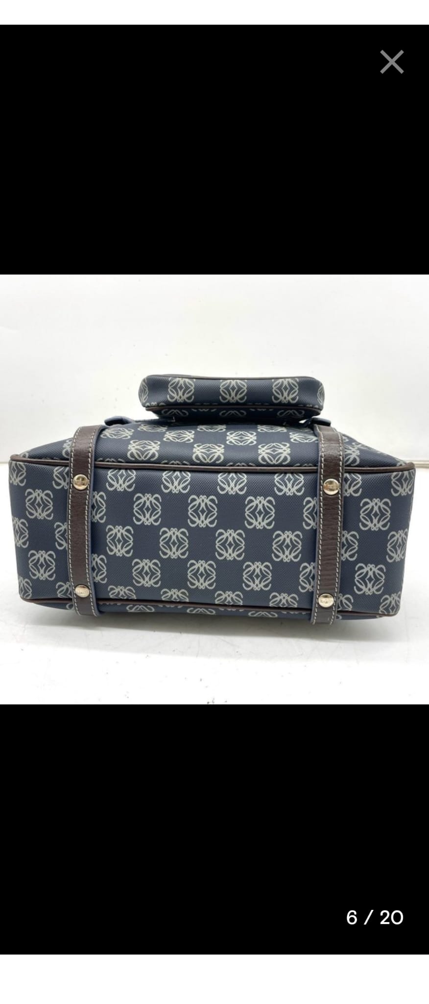 Loewe Anagram de lona azul marino y cuero marrón