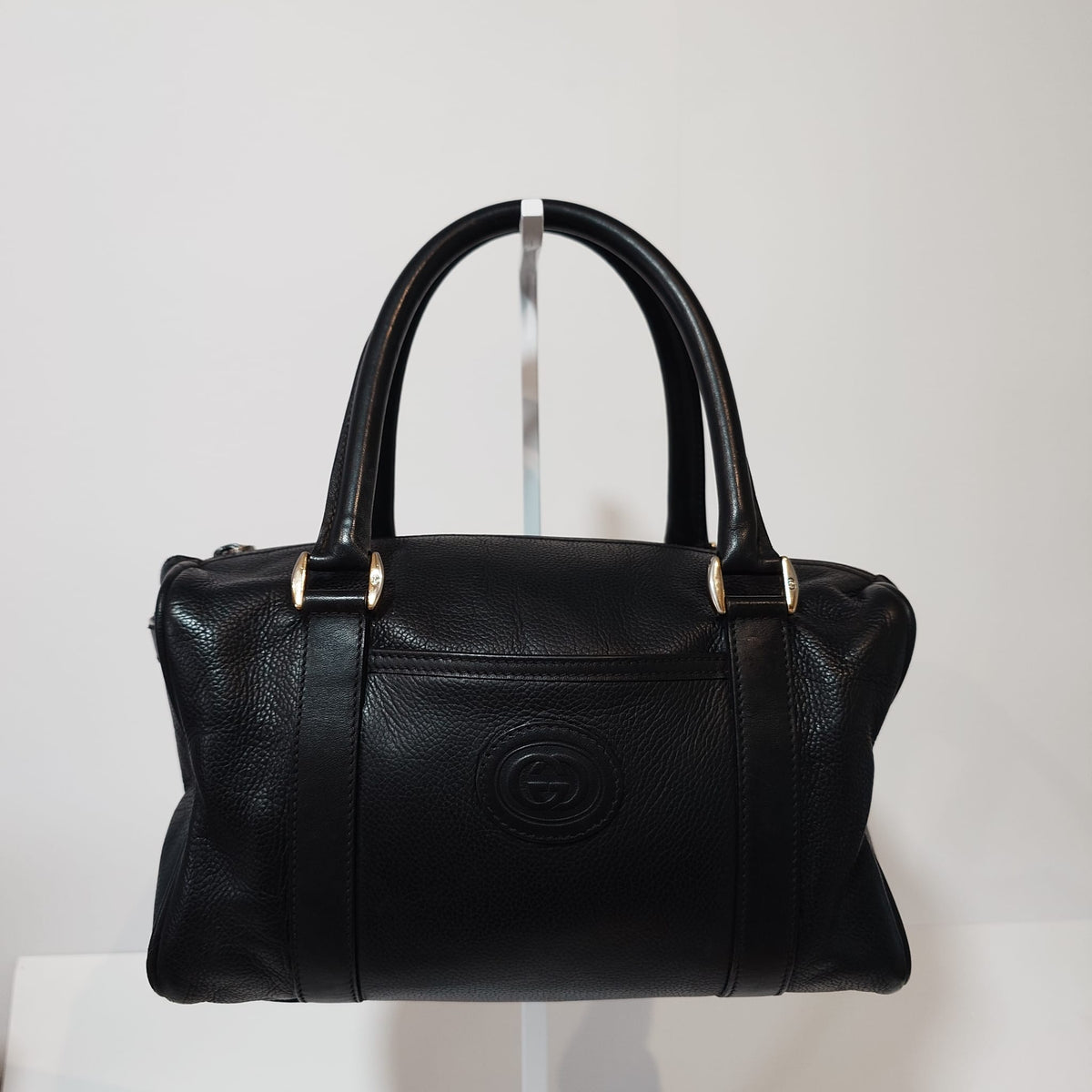 Gucci Interlocking Logo Mini Boston de cuero negro